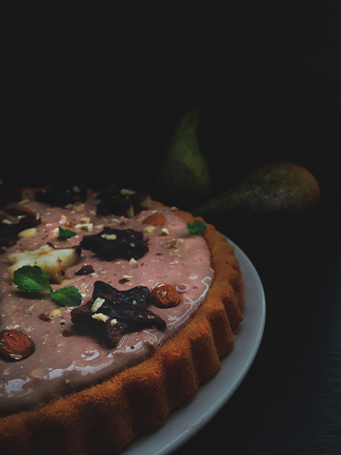 Tortina morbida con mascarpone, Nutella e stelline di pera1