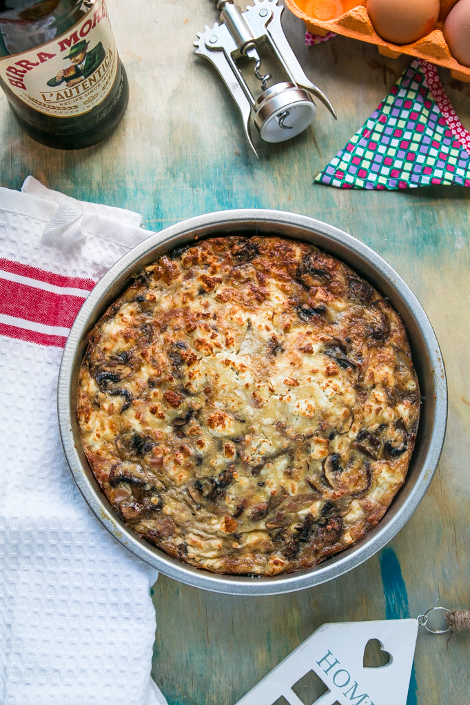 Frittata rustica con mortadella al tartufo, funghi porcini e feta